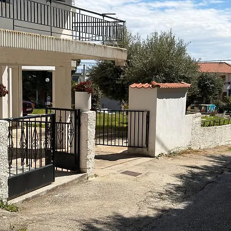 Διαμέρισμα Sunny Palio PalaiónTsiflíkion